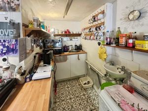 Cafe - click for photo gallery